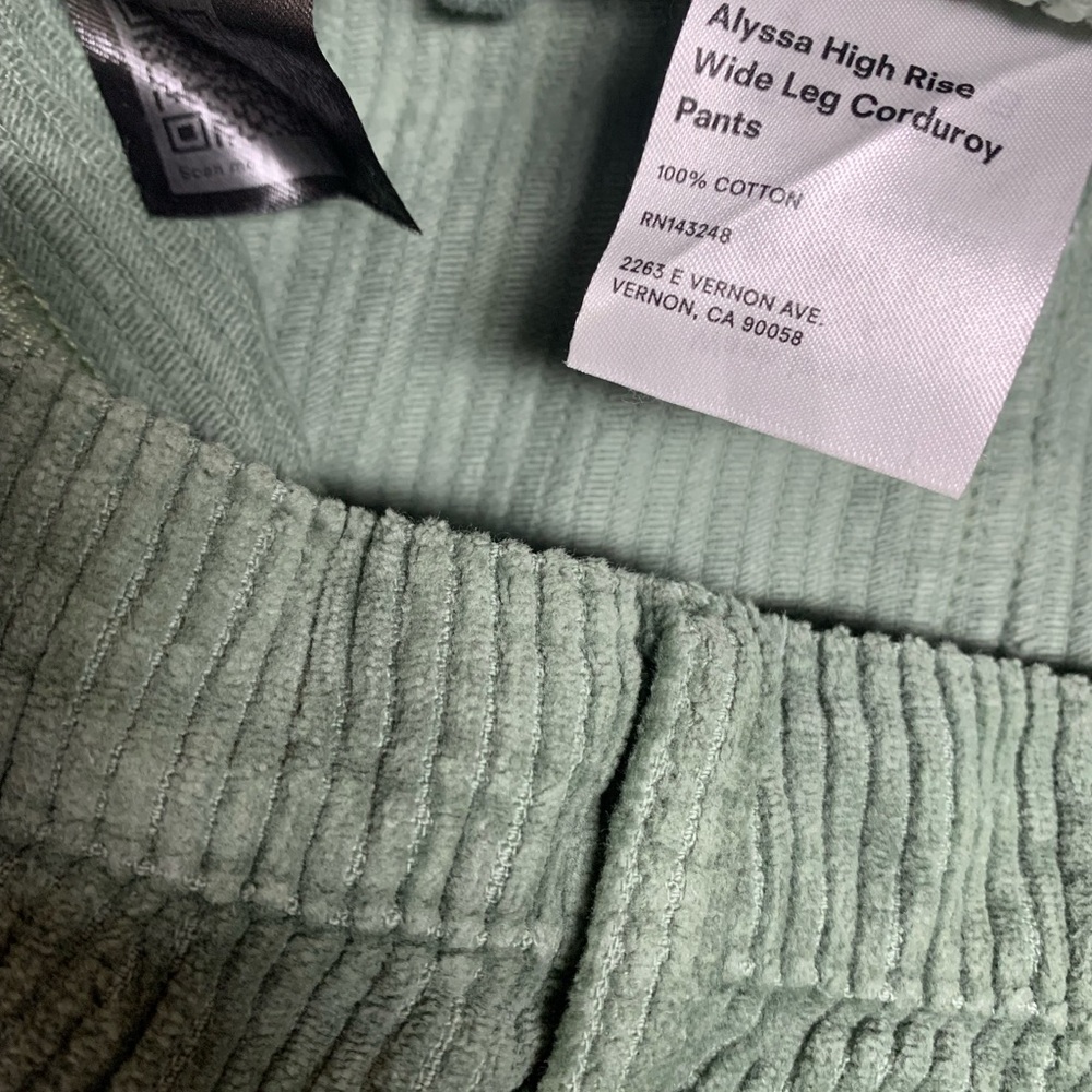 Reformation Jeans Alyssa Green Corduroy High Waisted Wide Leg Jeans Size 25 - Picture 8 of 9